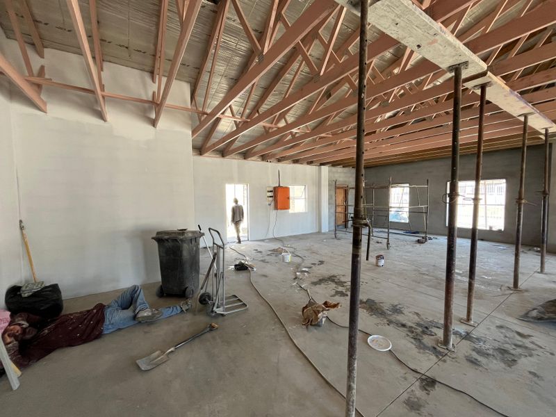 High-Exposure 1Corner Unit. Showroom, Retail or Storage. 16 Stella Road, Montague Gardens - Photo 7