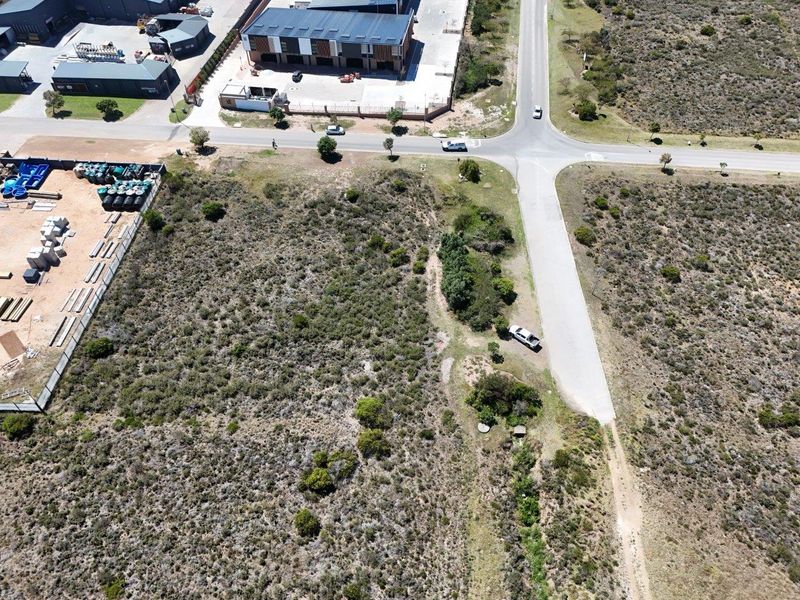 LOVELY LEVEL LARGE 3627m2 COMMERCIAL STAND FOR SALE - Photo 4