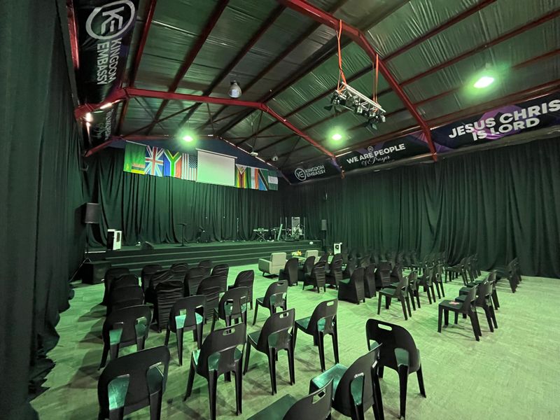 Prime 365 squares Industrial Warehouse. High-Functionality & Exceptional Location. Montague Gardens - Photo 10