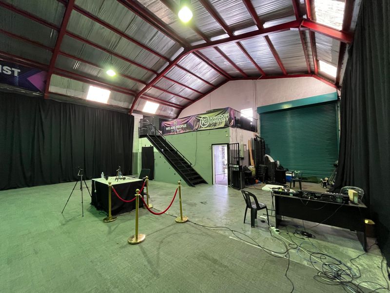 Prime 365 squares Industrial Warehouse. High-Functionality & Exceptional Location. Montague Gardens - Photo 9