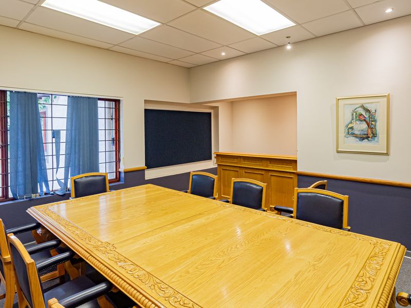 Freestanding Subdivisible Office Space To Let Or For Sale. - Photo 7