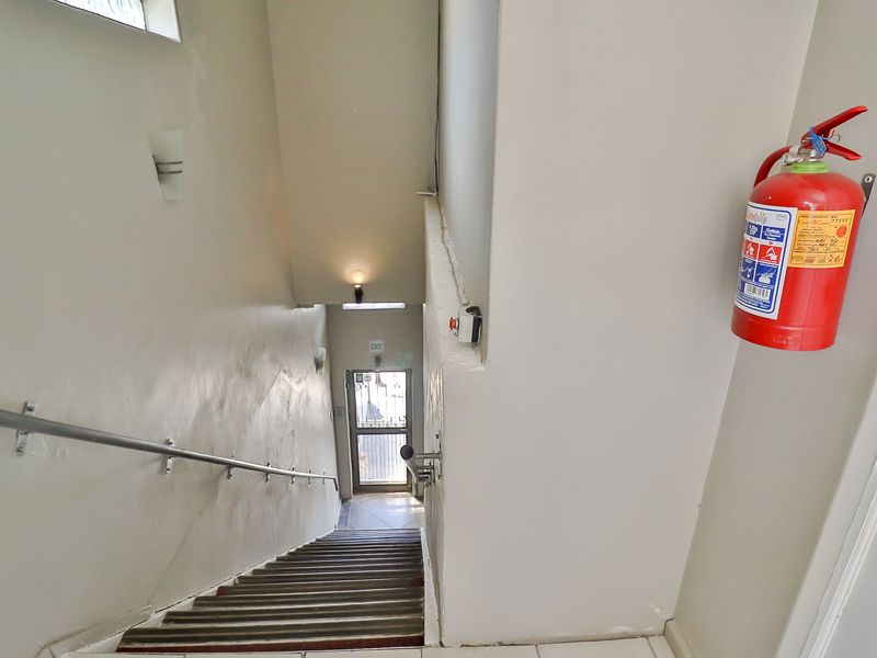 CALLING ALL INVESTORS : NSFAS ACCREDITED STUDENT ACCOMMODATION PLUS 2 SHOPS FOR SALE - Photo 4