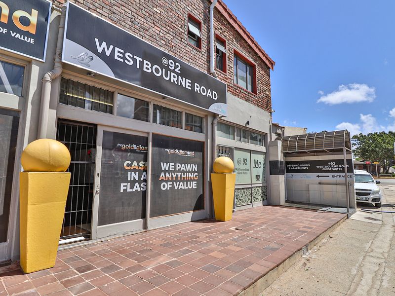 CALLING ALL INVESTORS : NSFAS ACCREDITED STUDENT ACCOMMODATION PLUS 2 SHOPS FOR SALE - Photo 2
