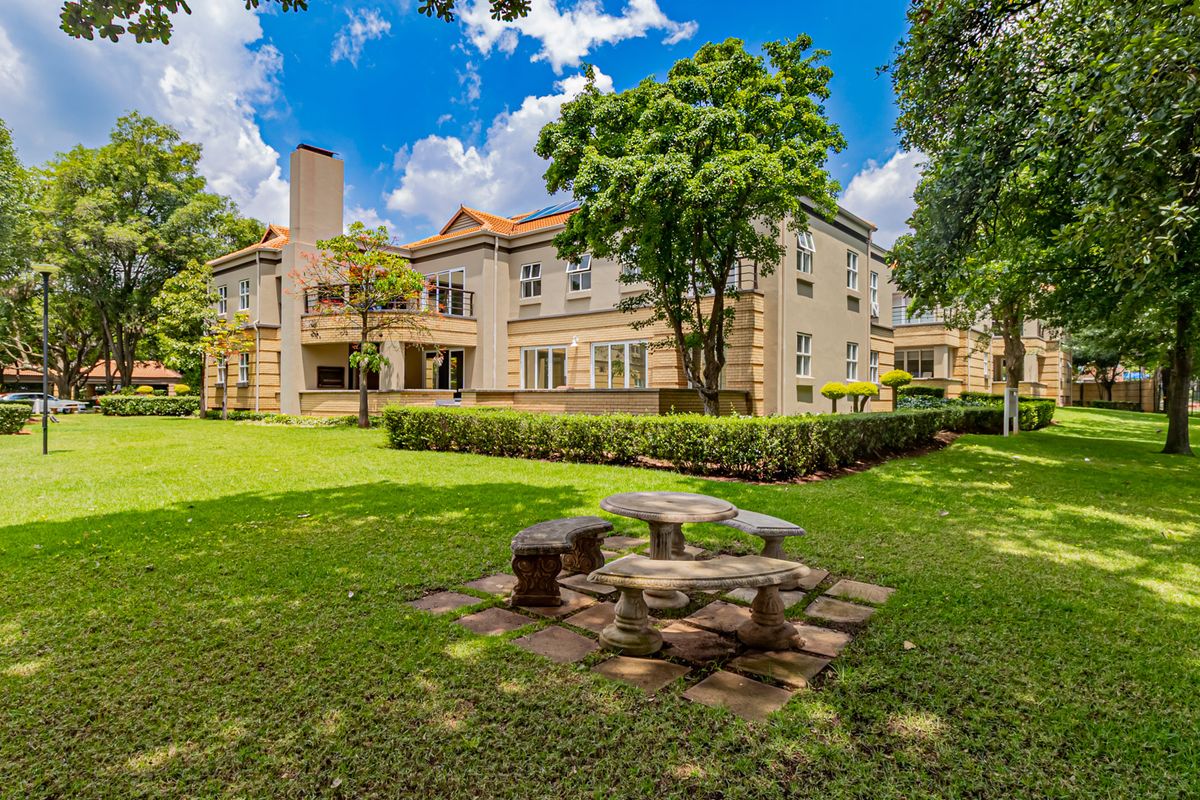 Smart Move In Ready Offices At A Great Address. - Photo 3