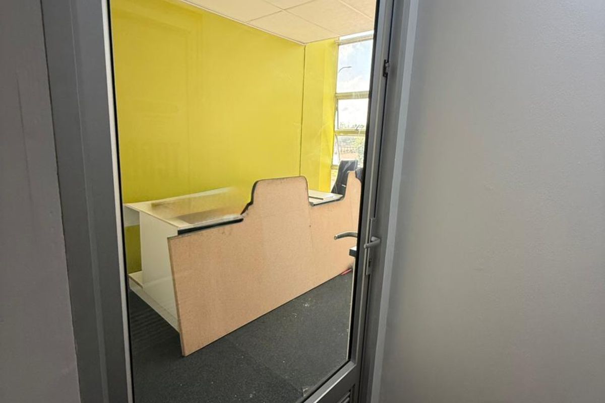 Office Rental Monthly In Witbank - Photo 4