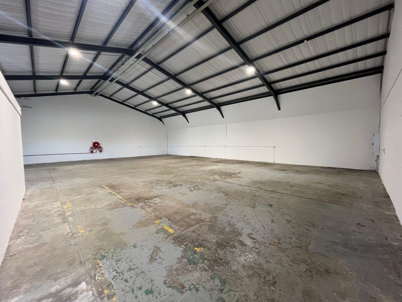 Newly-Renovated 396 squares Industrial Warehouse with Yard Option in Sought-After Tokai - Photo 10