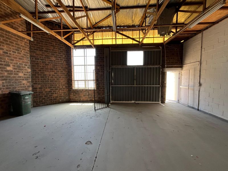 Adaptable 210 squares Industrial Warehouse with Office Component in Prime Tokai Industrial. - Photo 6