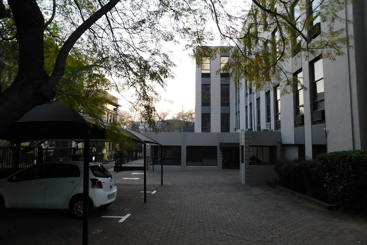 12 Months Rental Back In Incentives For This Stand Alone Building. - Photo 4