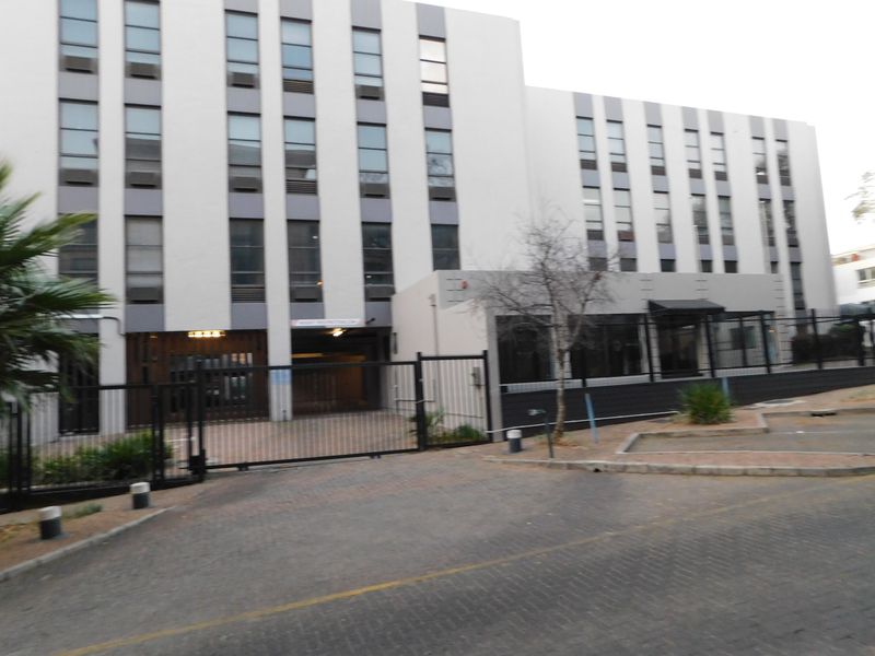 12 Months Rental Back In Incentives For This Stand Alone Building. - Photo 2