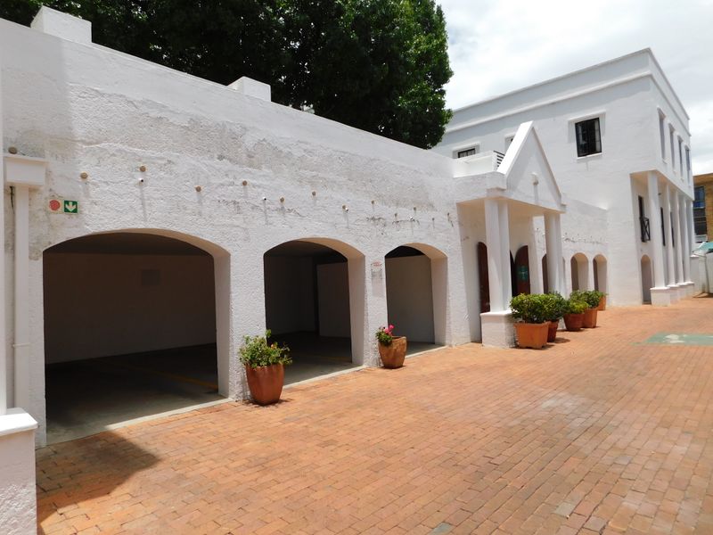 Immaculate Move In Ready Office Space To Let / For Sale. - Photo 3