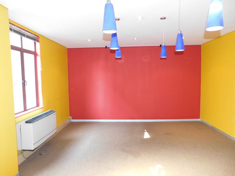 Modern Move In Ready Workspace Available Now / To Suit. - Photo 6