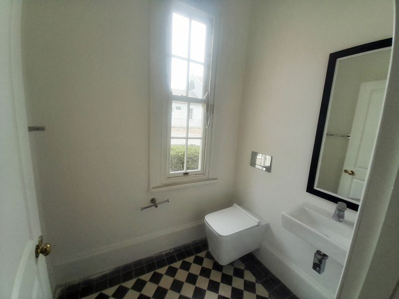 CENTRAL OFFICE SPACE AVAILABLE FOR RENT - Photo 3