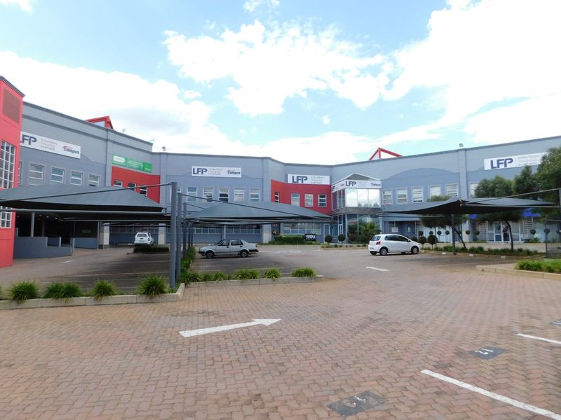Prime High Exposure Retail Space Available To Suit. - Photo 3