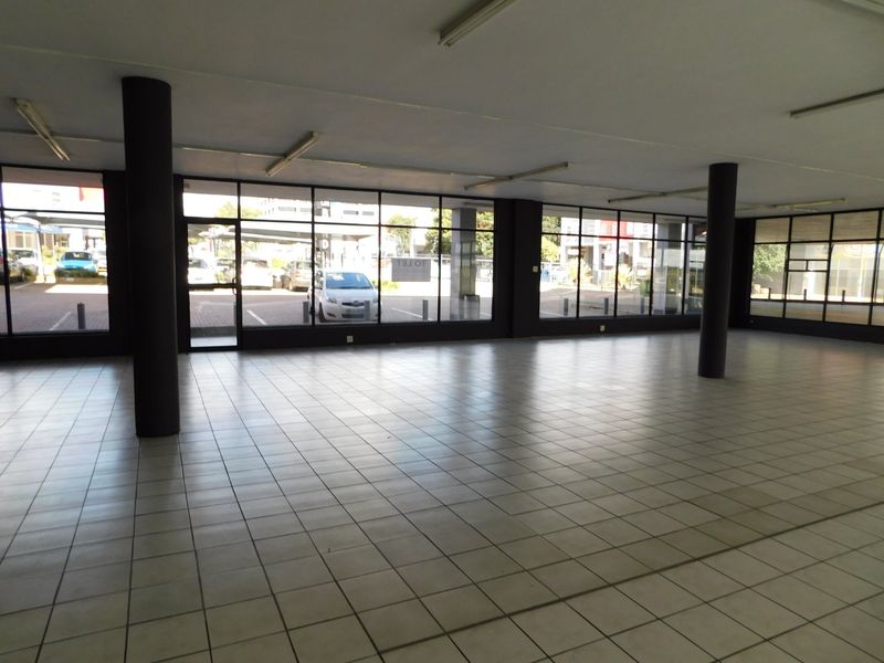 Prime High Exposure Retail Space Available To Suit. - Photo 7