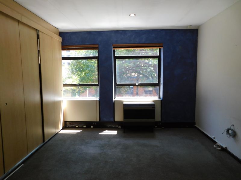 Entire Private Exclusive Use Subdivisible Office Unit Available To Suit. - Photo 8