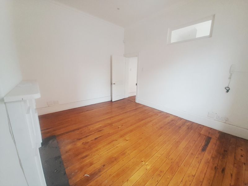 CENTRAL OFFICE SPACE AVAILABLE FOR RENT - Photo 4