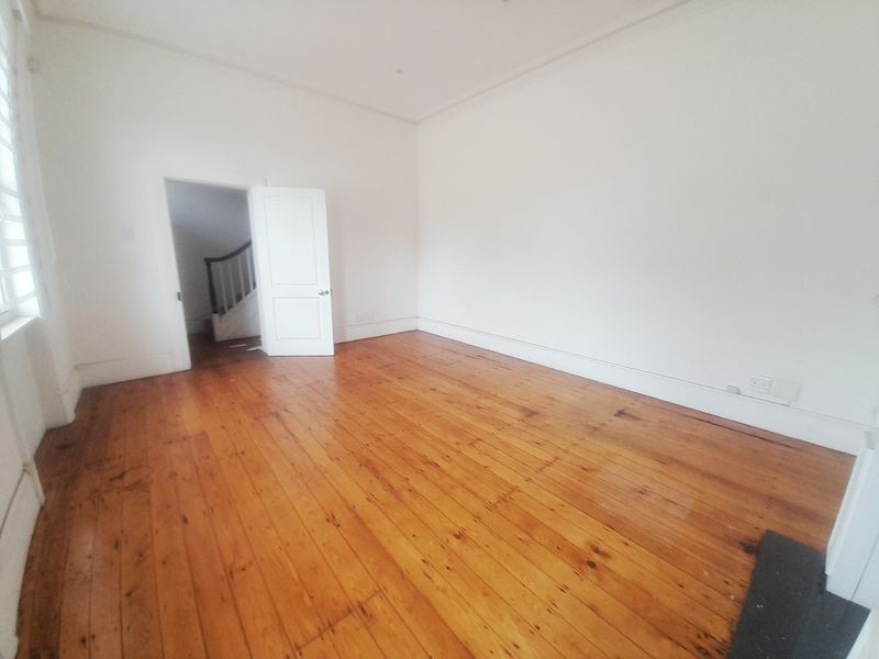 CENTRAL OFFICE SPACE AVAILABLE FOR RENT - Photo 2