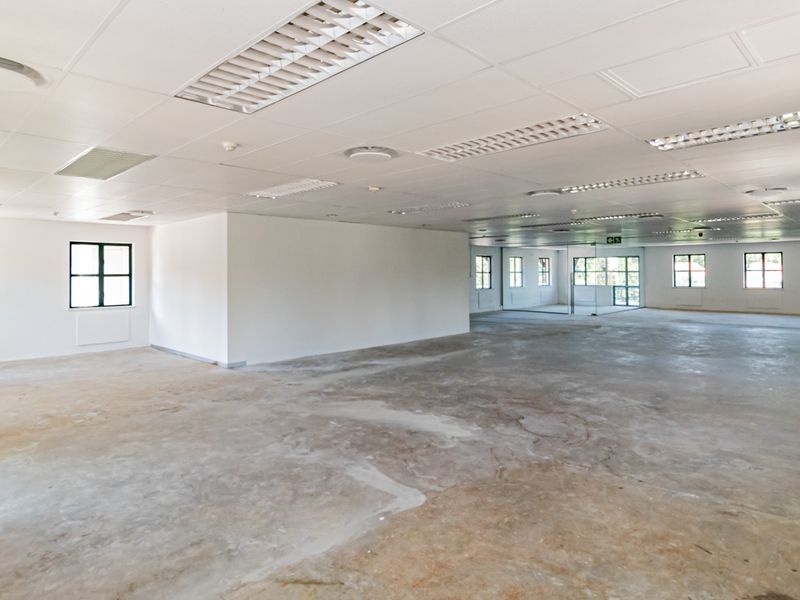 Entire Stand Alone Building With A R2 128 000 Tenant Incentive. - Photo 10