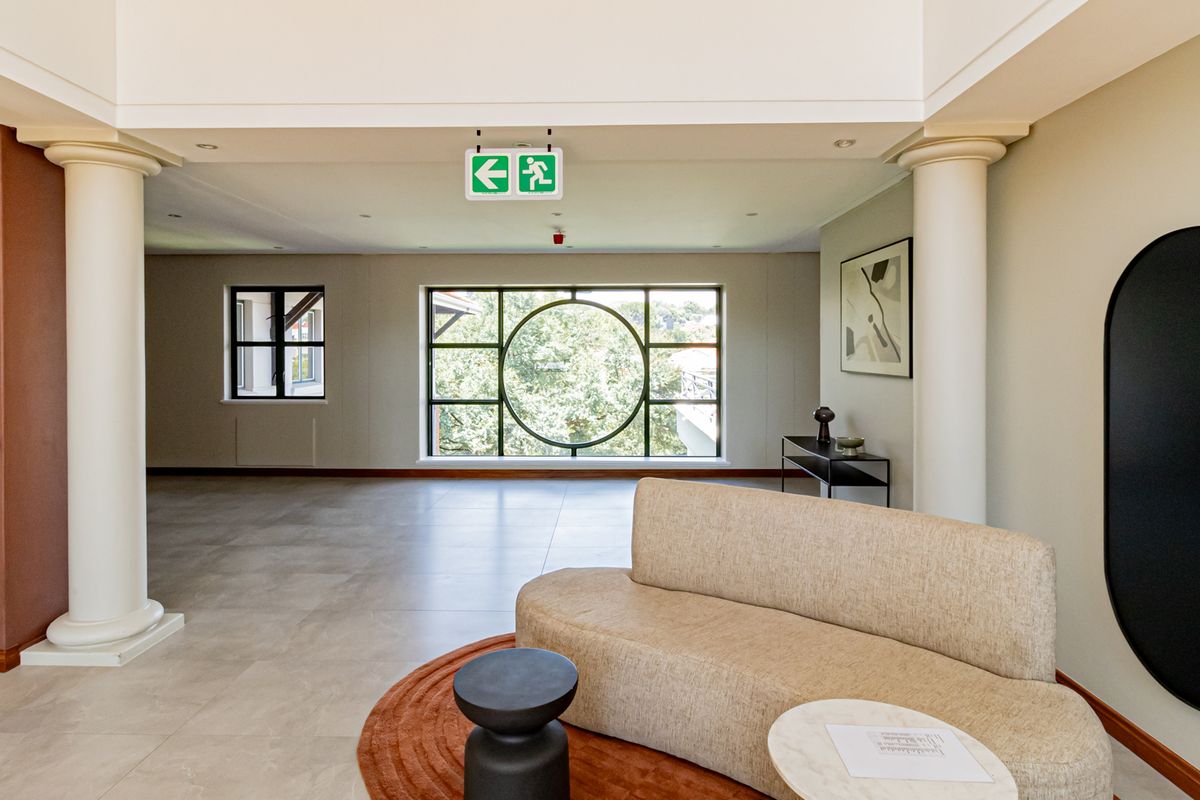 Entire Stand Alone Building With A R2 128 000 Tenant Incentive. - Photo 3