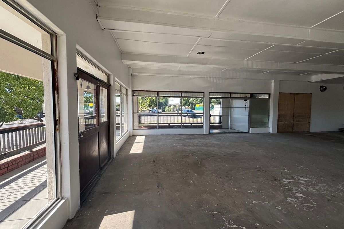 501m2 Prime Space To Let in Durbanville Central - Photo 4