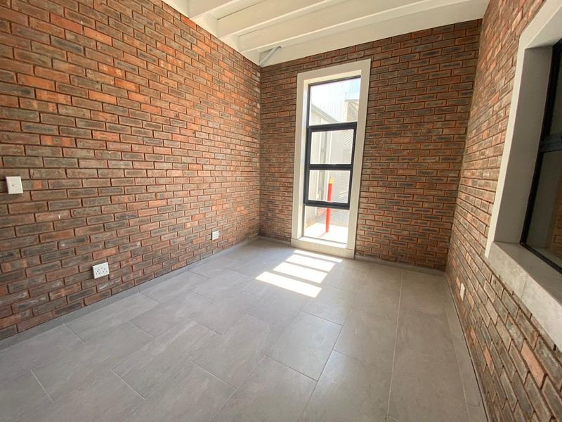 Warehouse Rental Monthly In Mossel Bay - Photo 7