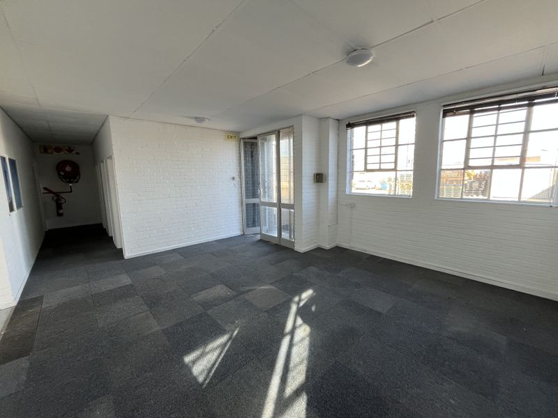 Versatile 300 squares Warehouse with Large Yard Access in Prime Maitland Industrial Park - Photo 4