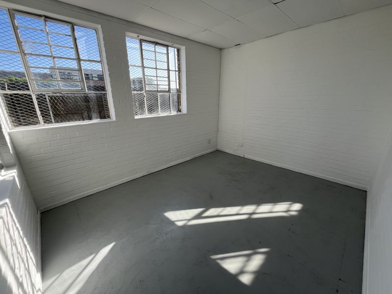 Versatile 300 squares Warehouse with Large Yard Access in Prime Maitland Industrial Park - Photo 6