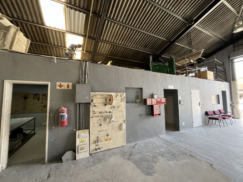 Versatile Industrial Facility with Secure Yard Access in the Heart of Montague Gardens. - Photo 5
