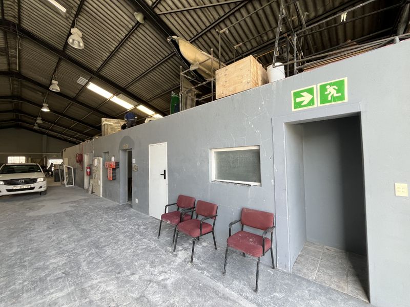 Versatile Industrial Facility with Secure Yard Access in the Heart of Montague Gardens. - Photo 4
