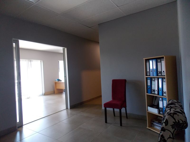 Office Space to rent in Wellness Corporate Park - Photo 8