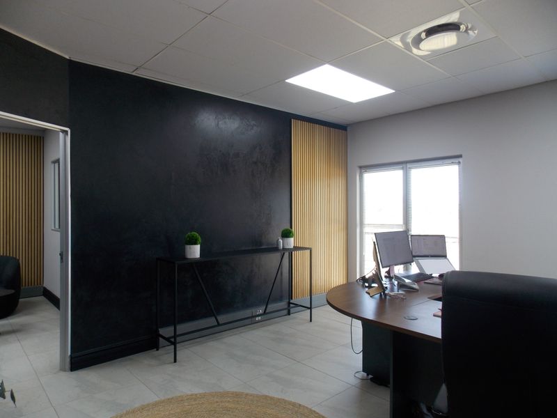 Office Space to rent in Wellness Corporate Park - Photo 3