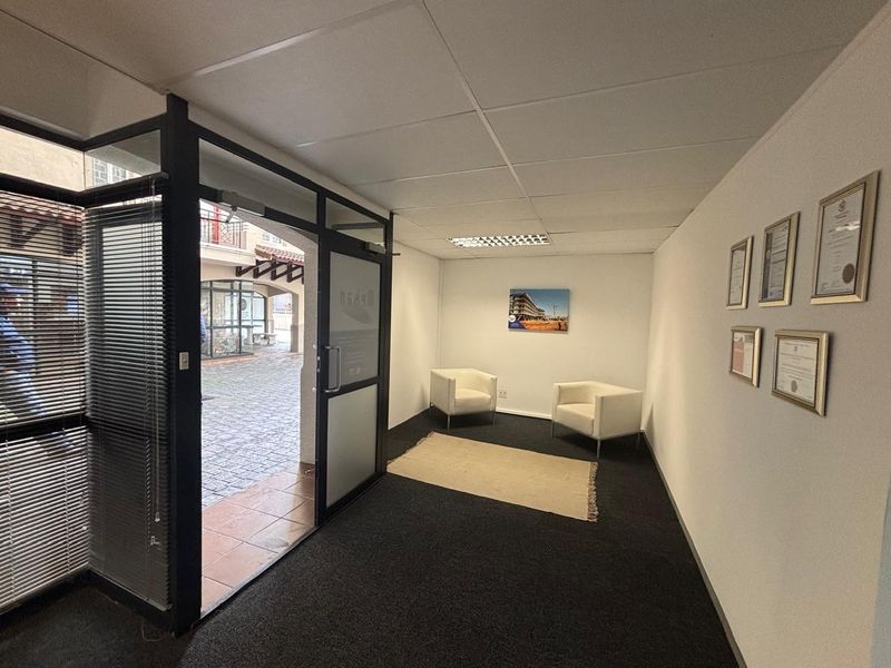 94sqm Ground Floor Office Space Near Tyger Valley - Photo 2