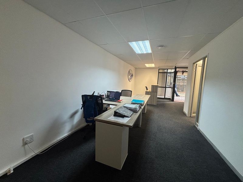 94sqm Ground Floor Office Space Near Tyger Valley - Photo 8