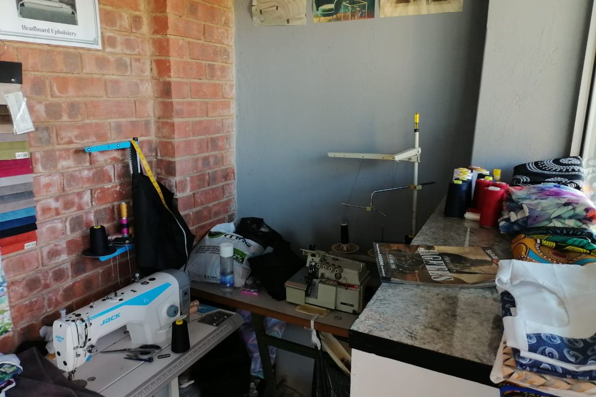 KIOSK TO RENT - R4000 PM - Photo 4