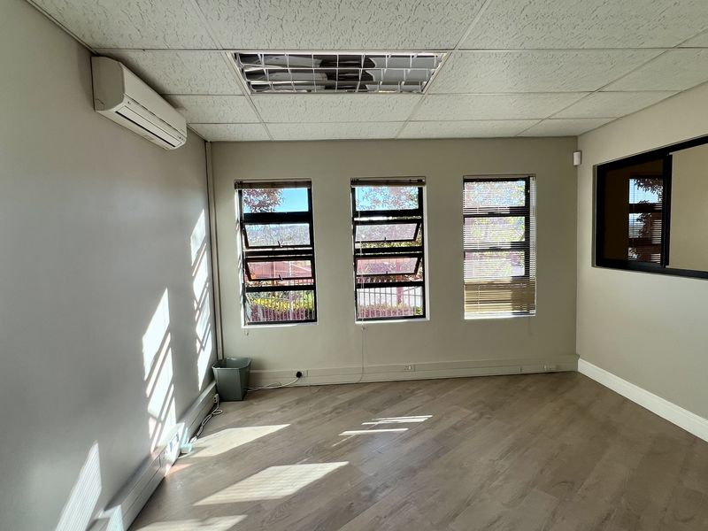 OFFICE BUILDING TO LET IN ROCKYS DRIFT - Photo 9