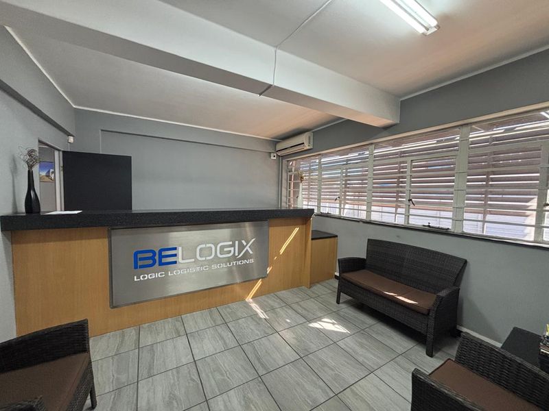 168m2 Office Space To Let in Brackenfell Industrial - Photo 2