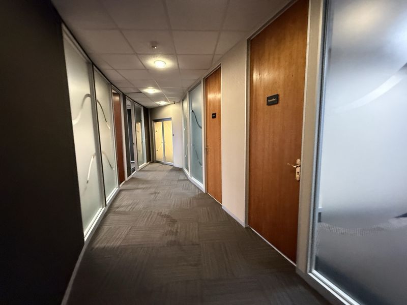 Prime Sandton Office Space Available at 3 Gwen Lane – 1536m2 - Photo 10