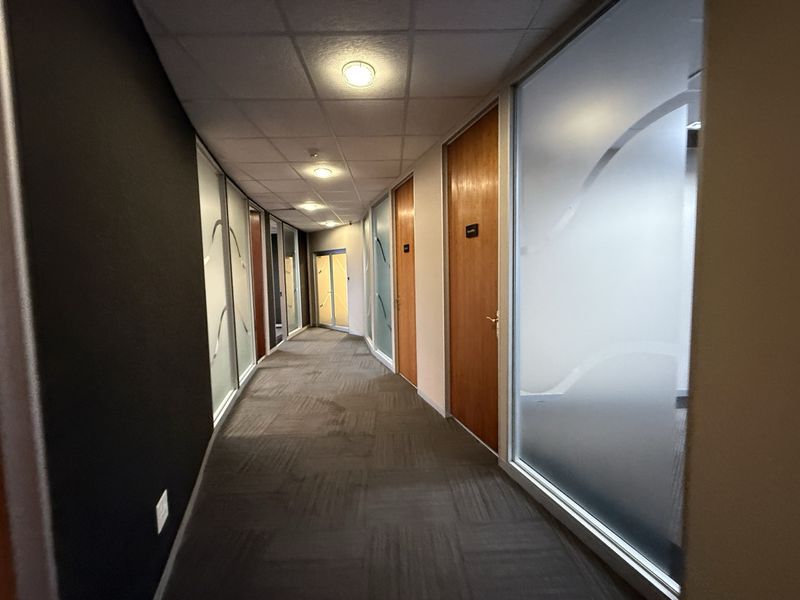 Prime Sandton Office Space Available at 3 Gwen Lane – 1536m2 - Photo 9