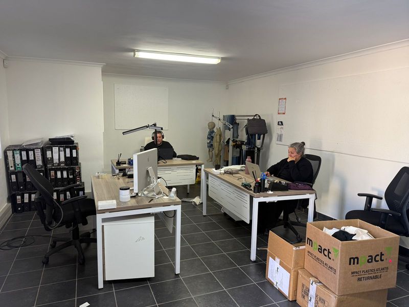Secure Logistics Warehouse with Excellent N7 Access - Photo 7