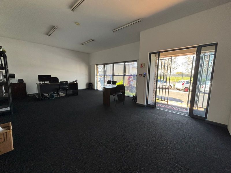 CTX Business Park/airport Indusrtial - Photo 9
