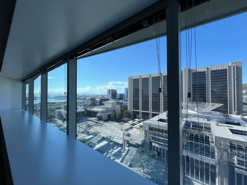 Office Space with Panoramic CBD & Harbour Views at The Towers - Photo 10