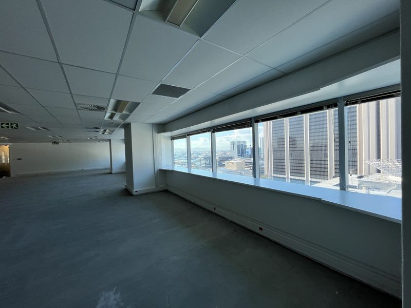 Office Space with Panoramic CBD & Harbour Views at The Towers - Photo 7