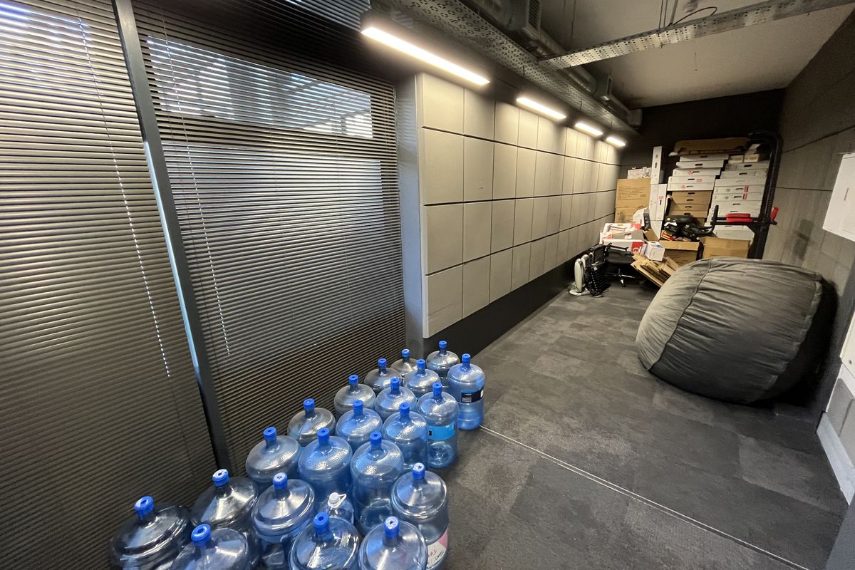 Balcony Office Space in Landmark Wembley Square, Gardens - Photo 5