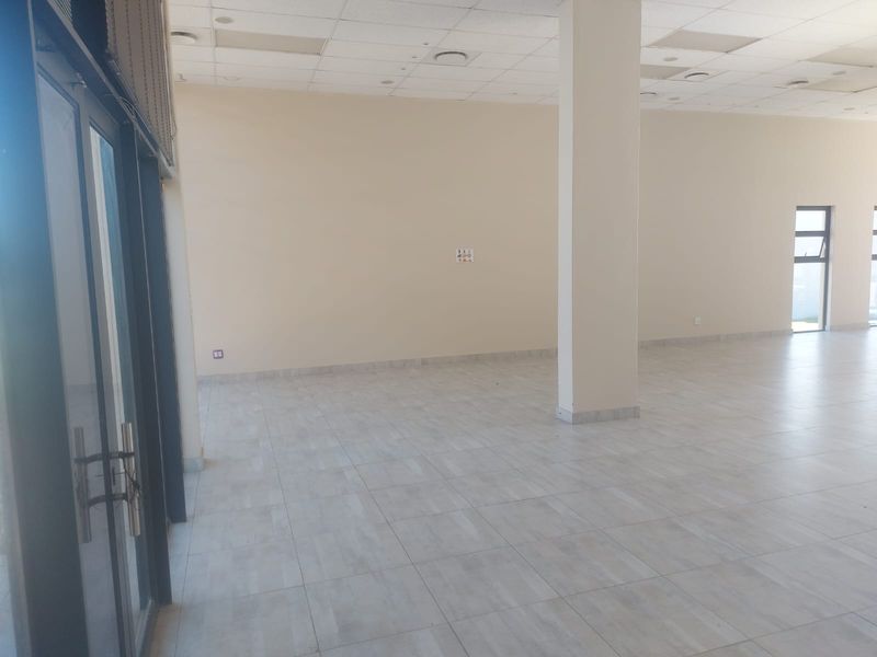 Modern Retail Space in Umhlanga Ridge - Photo 7