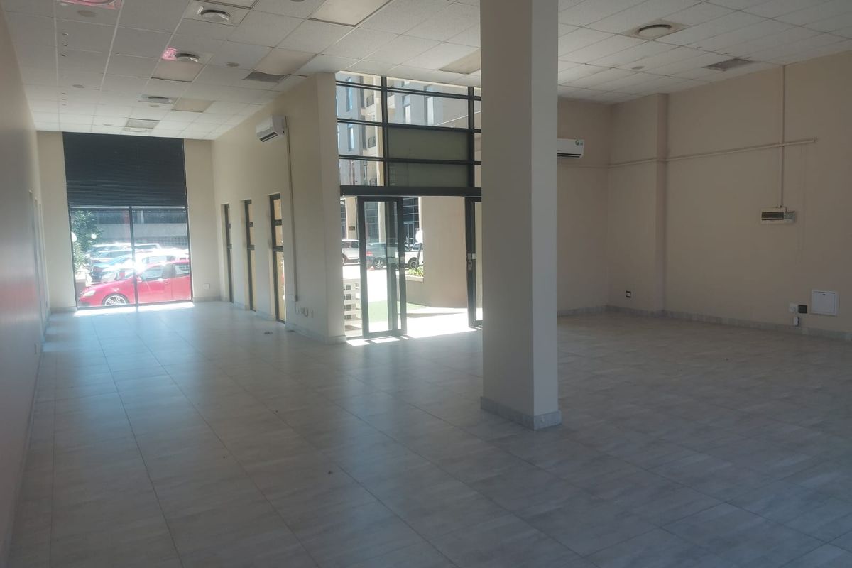 Modern Retail Space in Umhlanga Ridge - Photo 3