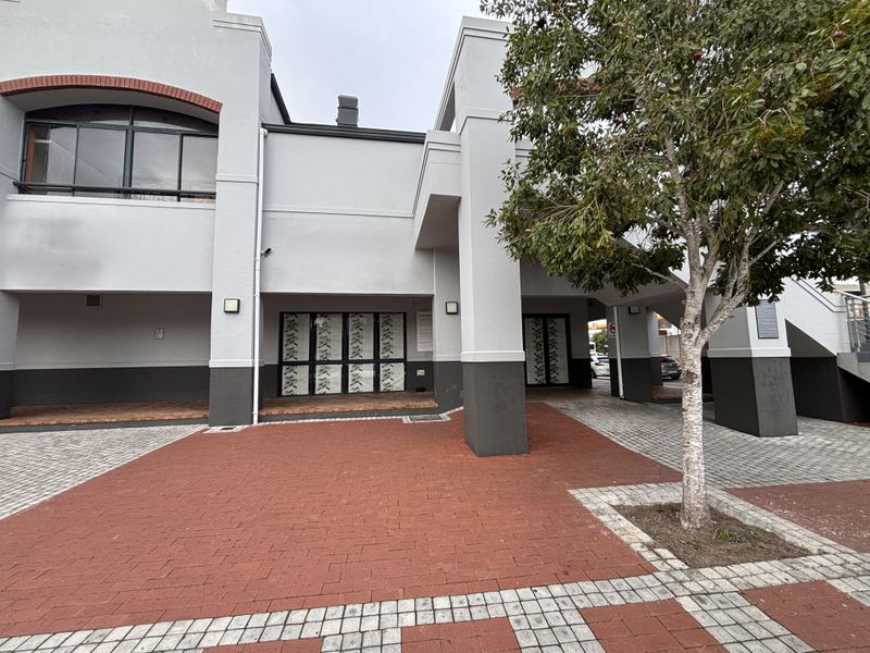 The Village Square Shopping Centre/ Unit 6VW - Photo 4