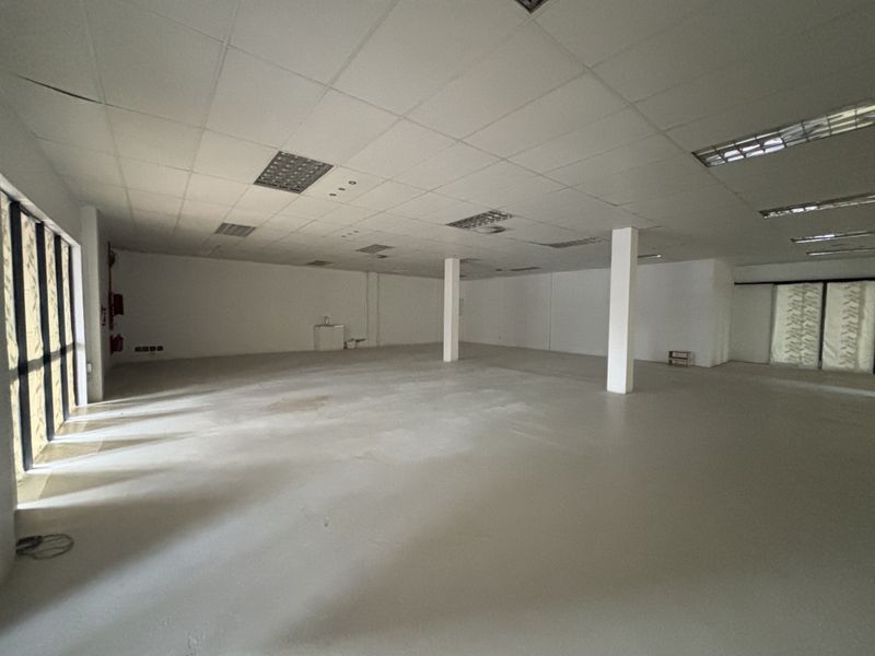 The Village Square Shopping Centre/ Unit 6VW - Photo 6