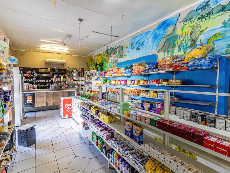 Prime Commercial Property with Excellent Main Road Exposure - Exclusive Sole Mandate - Photo 10