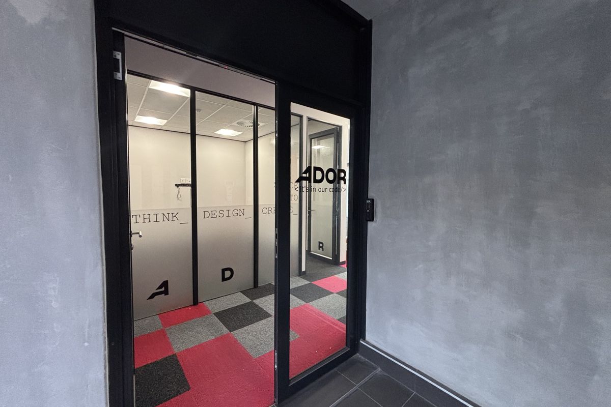 The Village Square Shopping Centre/ unit 208 - Photo 5