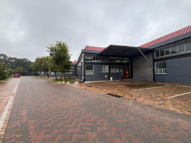 Prime Industrial Warehouse & Office Facility To Let in Maitland Park - Photo 1